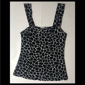 4-White House Black Market black and white tank